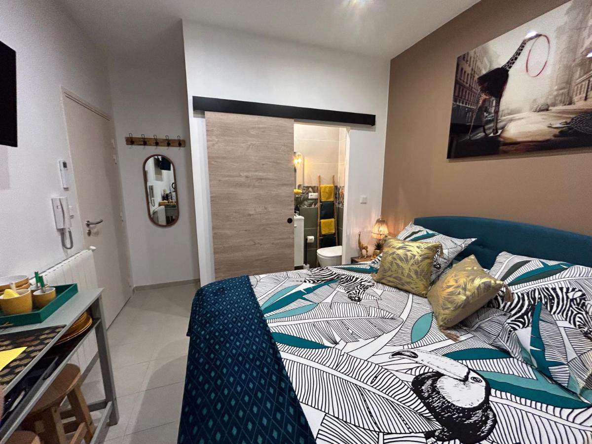 La Maddyson Bed & Breakfast นาร์บอนน์ ภายนอก รูปภาพ